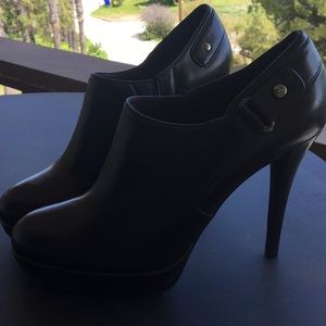 Stuart Weitzman Black Booties
